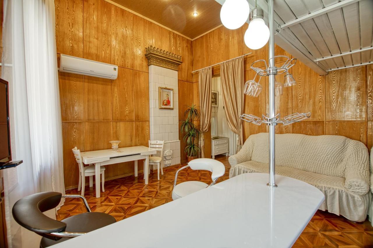 Rustaveli Central Aparthotel Tbilisi Exteriör bild