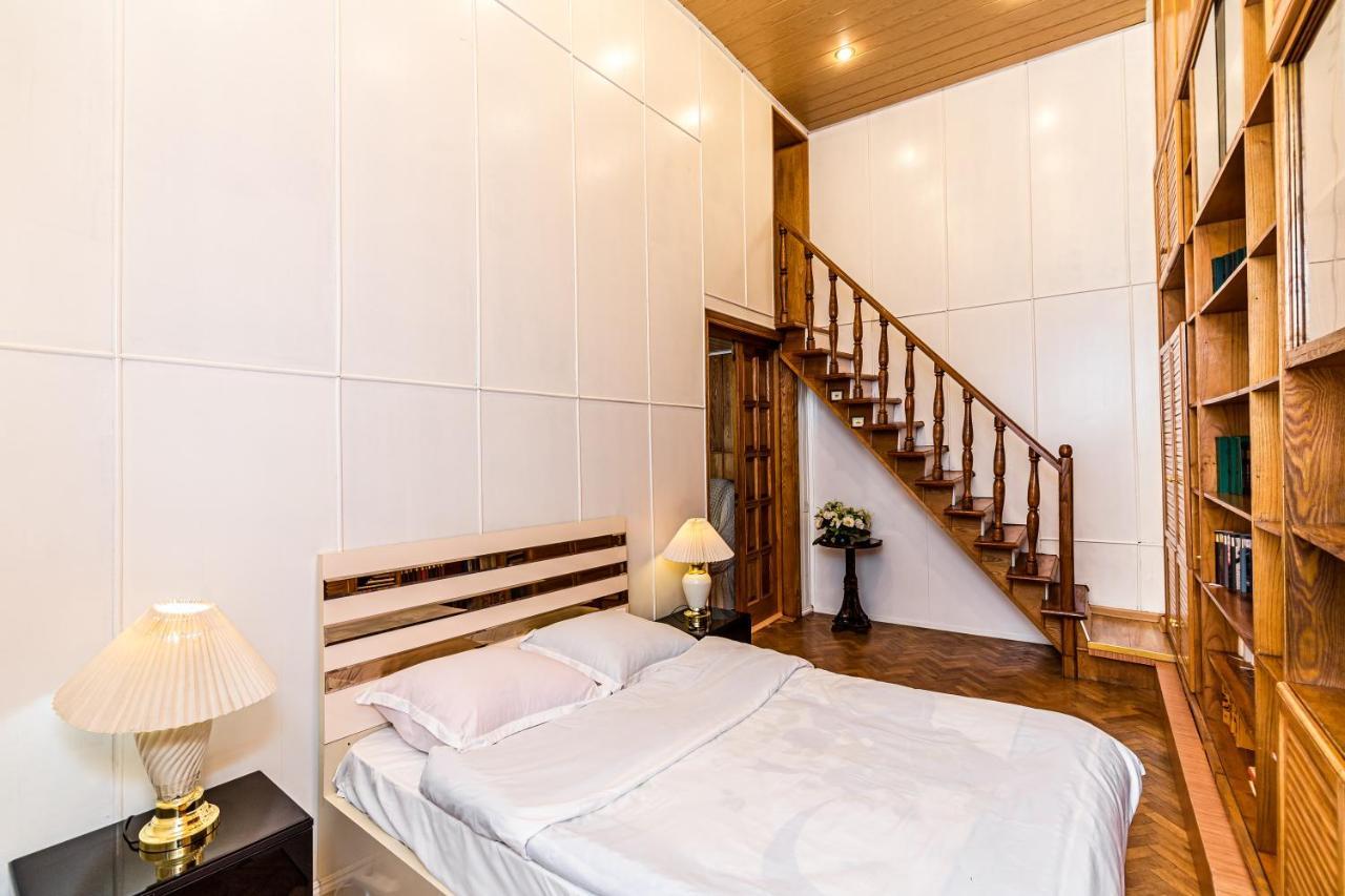 Rustaveli Central Aparthotel Tbilisi Exteriör bild