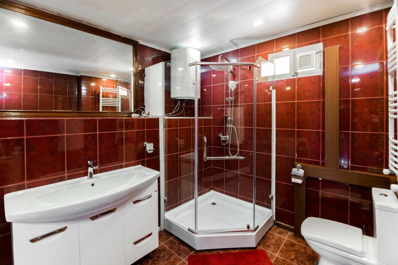 Rustaveli Central Aparthotel Tbilisi Exteriör bild